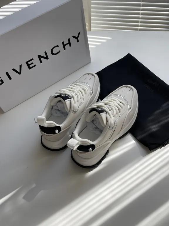 Givenchy Shoe 